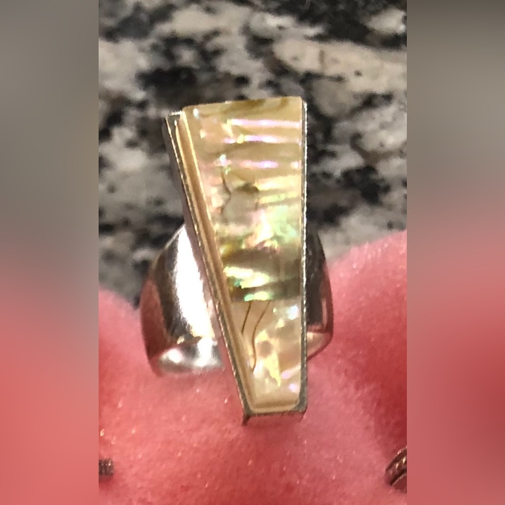 Kendra Scott Ring